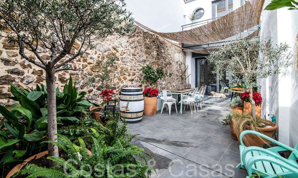 Maison double mitoyenne à vendre à distance de marche de toutes les commodités dans le centre pittoresque d'Estepona 66602