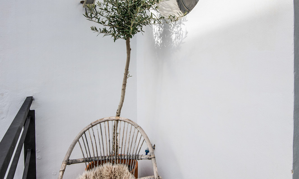 Maison double mitoyenne à vendre à distance de marche de toutes les commodités dans le centre pittoresque d'Estepona 66620