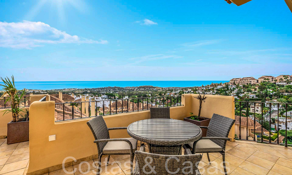 Magnifique penthouse double avec vue sur la mer à vendre dans un complexe 5 étoiles à Nueva Andalucia, Marbella 66649