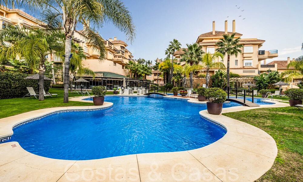 Magnifique penthouse double avec vue sur la mer à vendre dans un complexe 5 étoiles à Nueva Andalucia, Marbella 66654