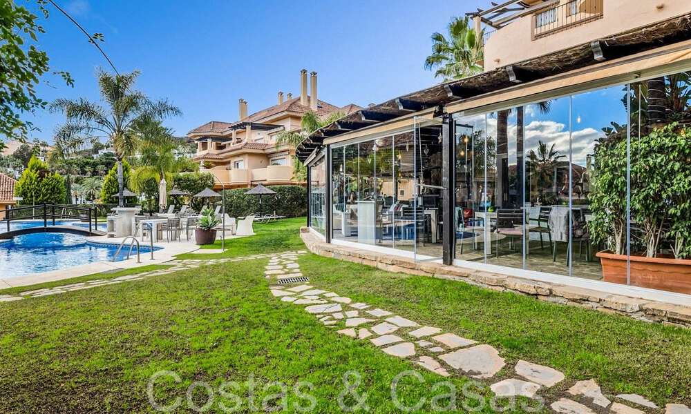 Magnifique penthouse double avec vue sur la mer à vendre dans un complexe 5 étoiles à Nueva Andalucia, Marbella 66655