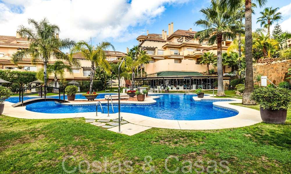 Magnifique penthouse double avec vue sur la mer à vendre dans un complexe 5 étoiles à Nueva Andalucia, Marbella 66659