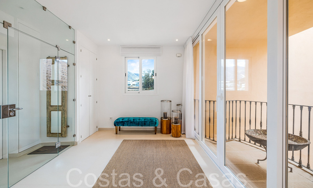 Magnifique penthouse double avec vue sur la mer à vendre dans un complexe 5 étoiles à Nueva Andalucia, Marbella 66678