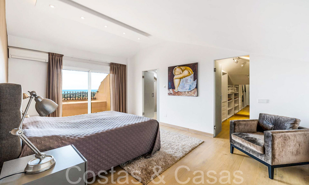 Magnifique penthouse double avec vue sur la mer à vendre dans un complexe 5 étoiles à Nueva Andalucia, Marbella 66690