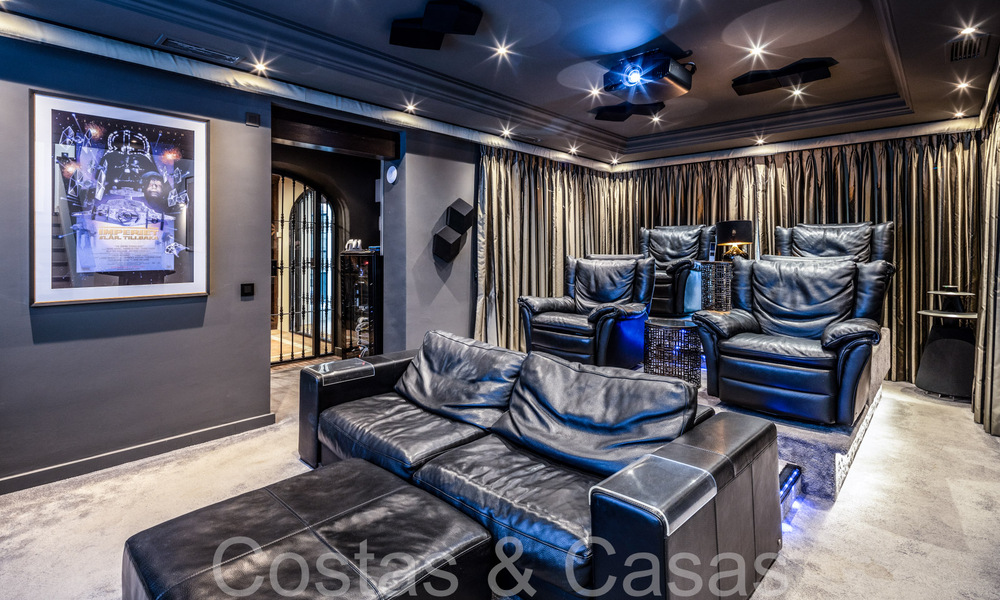 Villa de luxe méditerranéenne à vendre avec vue sur le golf et la mer dans une urbanisation fermée à La Quinta, Marbella - Benahavis 66728