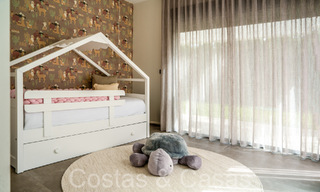 Villa de luxe élégante et moderne de plain-pied à vendre dans une zone de golf près du centre d'Estepona 66777 