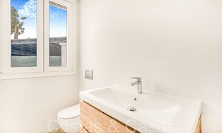 Fantastique villa jumelée avec vue à 360° à vendre dans une urbanisation fermée à l'est de Marbella 66792 