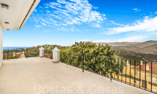 Fantastique villa jumelée avec vue à 360° à vendre dans une urbanisation fermée à l'est de Marbella 66799 