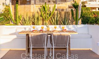 Prêt à emménager, penthouse en duplex contemporain à vendre dans une communauté fermée à La Quinta à Benahavis, Marbella 66832 