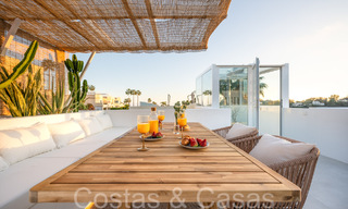Prêt à emménager, penthouse en duplex contemporain à vendre dans une communauté fermée à La Quinta à Benahavis, Marbella 66836 