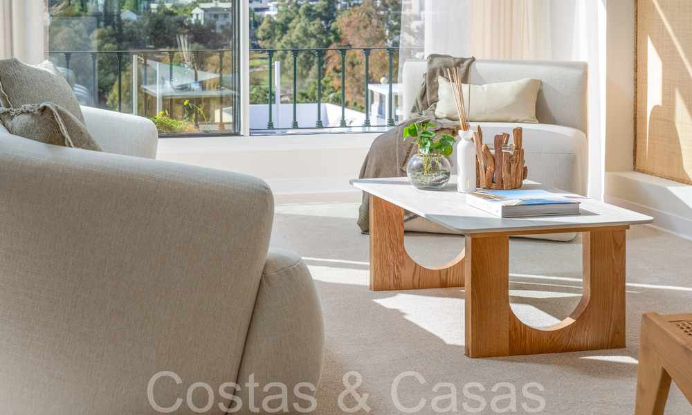 Prêt à emménager, penthouse en duplex contemporain à vendre dans une communauté fermée à La Quinta à Benahavis, Marbella 66838