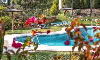 Prêt à emménager, penthouse en duplex contemporain à vendre dans une communauté fermée à La Quinta à Benahavis, Marbella 66843 