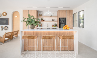 Prêt à emménager, penthouse en duplex contemporain à vendre dans une communauté fermée à La Quinta à Benahavis, Marbella 66848 