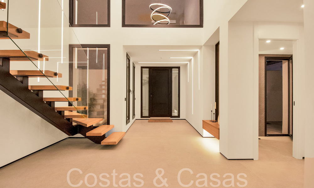 Villa de luxe contemporaine et durable avec piscine privée à vendre à Nueva Andalucia, Marbella 66853