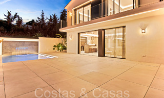 Villa de luxe contemporaine et durable avec piscine privée à vendre à Nueva Andalucia, Marbella 66857 