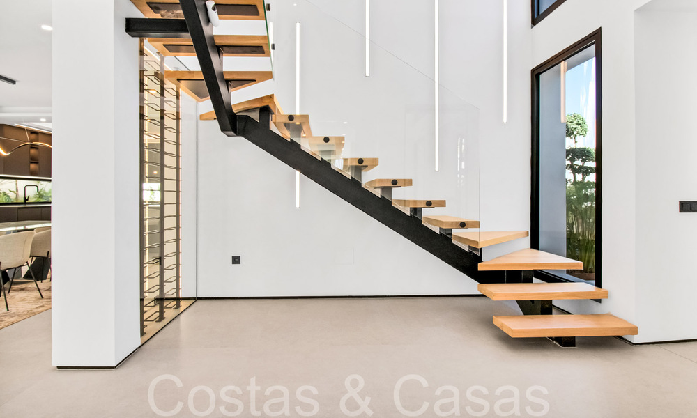 Villa de luxe contemporaine et durable avec piscine privée à vendre à Nueva Andalucia, Marbella 66879