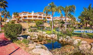 Prêt à emménager, penthouse de luxe avec vue panoramique sur le golf, la mer et les montagnes à vendre à Benahavis - Marbella 66927 