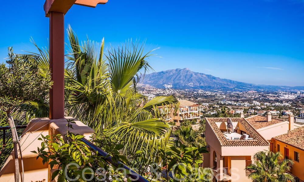Prêt à emménager, penthouse de luxe avec vue panoramique sur le golf, la mer et les montagnes à vendre à Benahavis - Marbella 66938