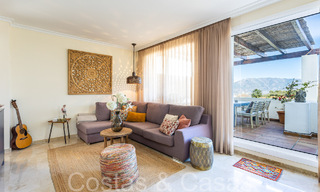 Penthouse en duplex de style andalou moderne entouré par la nature dans les collines de Marbella 66954 