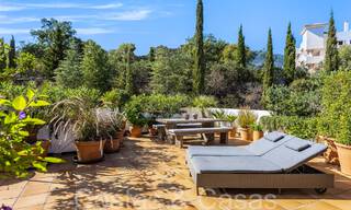 Penthouse en duplex de style andalou moderne entouré par la nature dans les collines de Marbella 66968 
