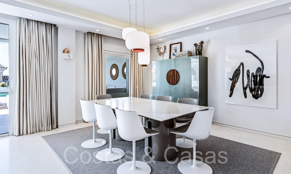 Villa de luxe espagnole jumelée avec vue sur la mer à vendre dans la communauté de golf sécurisée à Santa Clara, 'est de Marbella 67072