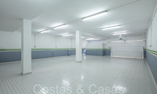 Villa palatiale de style architectural mauresque-andalou à vendre, entourée de terrains de golf dans la vallée du golf de Nueva Andalucia, Marbella 67109 