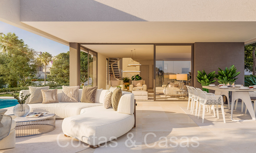 Villa neuve à vendre à quelques pas de la plage d'Elviria, à l'est du centre de Marbella 67176