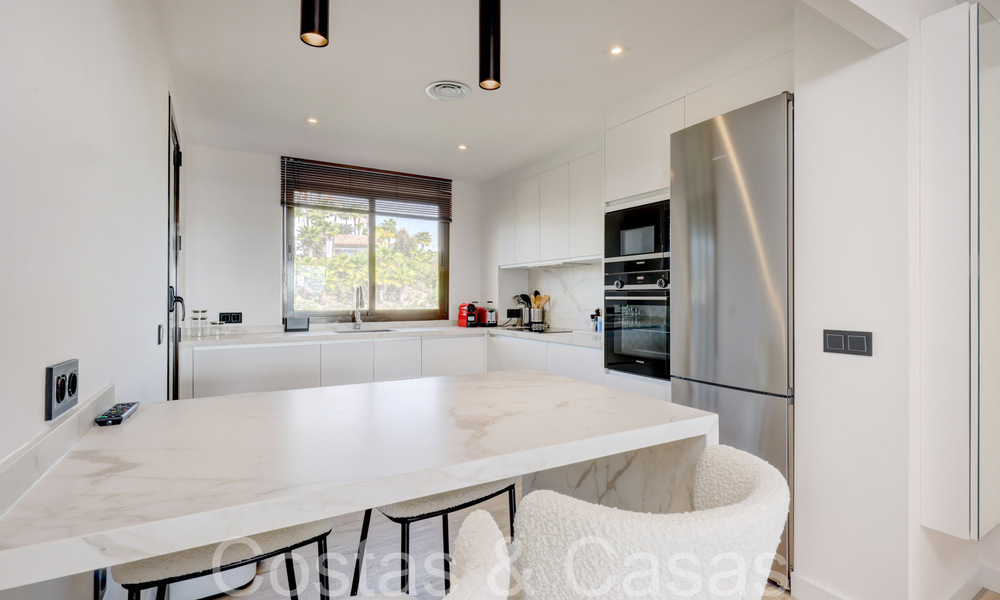 Appartement de luxe entièrement rénové avec vue panoramique sur la mer Méditerranée, prêt à être emménagé, à vendre à Benahavis - Marbella 67213