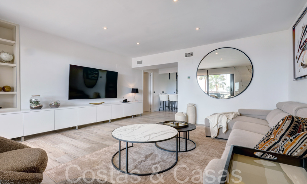 Appartement de luxe entièrement rénové avec vue panoramique sur la mer Méditerranée, prêt à être emménagé, à vendre à Benahavis - Marbella 67220