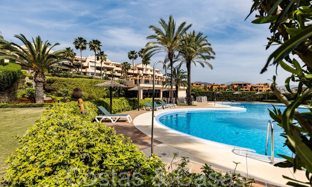 Appartement de luxe entièrement rénové avec vue panoramique sur la mer Méditerranée, prêt à être emménagé, à vendre à Benahavis - Marbella 67233