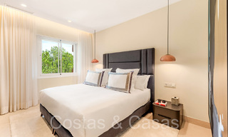 Appartement de luxe rénové de haute qualité à vendre dans un complexe en première ligne de plage sur le New Golden Mile, Marbella - Estepona 67241 