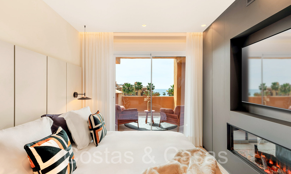 Appartement de luxe rénové de haute qualité à vendre dans un complexe en première ligne de plage sur le New Golden Mile, Marbella - Estepona 67267