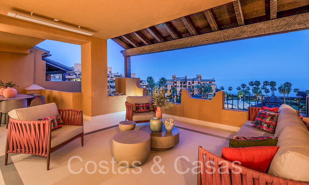 Luxueux appartement rénové à vendre dans un complexe en première ligne de plage avec vue sur la mer, sur le New Golden Mile, Marbella - Estepona 67275