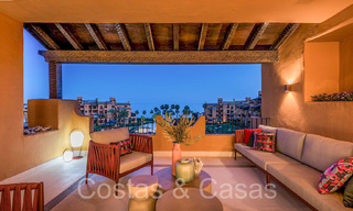 Luxueux appartement rénové à vendre dans un complexe en première ligne de plage avec vue sur la mer, sur le New Golden Mile, Marbella - Estepona 67276 