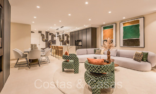 Luxueux appartement rénové à vendre dans un complexe en première ligne de plage avec vue sur la mer, sur le New Golden Mile, Marbella - Estepona 67279 
