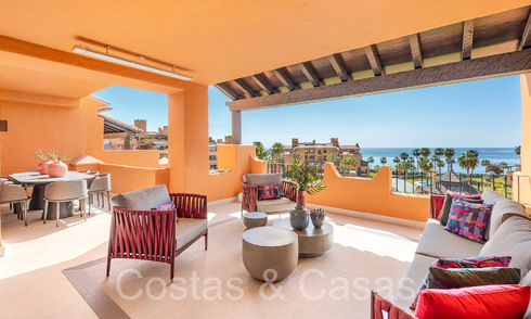 Luxueux appartement rénové à vendre dans un complexe en première ligne de plage avec vue sur la mer, sur le New Golden Mile, Marbella - Estepona 67297