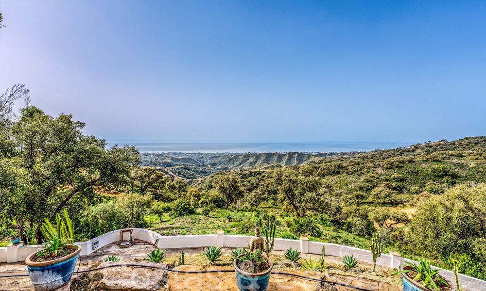 Grand domaine andalou à vendre sur un terrain surélevé de 5 hectares dans les collines de l'est de Marbella 67537