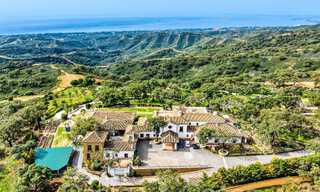 Grand domaine andalou à vendre sur un terrain surélevé de 5 hectares dans les collines de l'est de Marbella 67540 