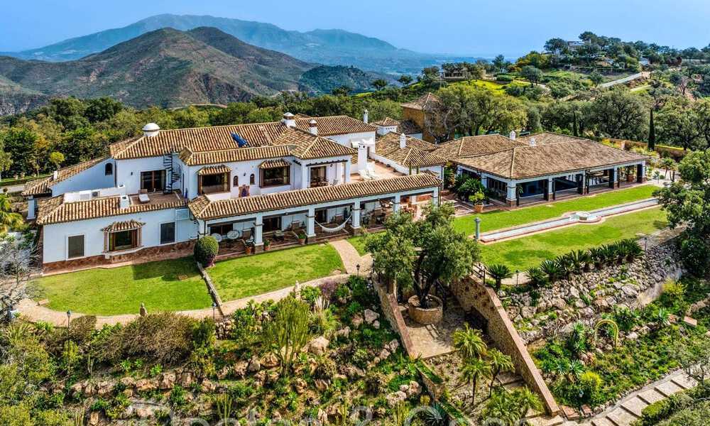 Grand domaine andalou à vendre sur un terrain surélevé de 5 hectares dans les collines de l'est de Marbella 67553