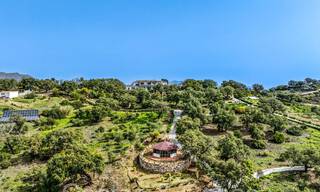 Grand domaine andalou à vendre sur un terrain surélevé de 5 hectares dans les collines de l'est de Marbella 67568 