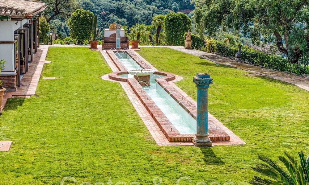 Grand domaine andalou à vendre sur un terrain surélevé de 5 hectares dans les collines de l'est de Marbella 67577