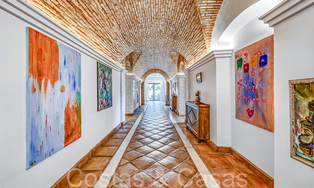 Grand domaine andalou à vendre sur un terrain surélevé de 5 hectares dans les collines de l'est de Marbella 67583