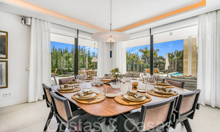 Villa de luxe moderniste à vendre dans un quartier résidentiel exclusif et fermé sur le Golden Mile de Marbella 67670 