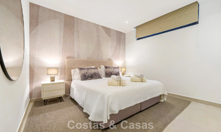 Villa de luxe moderniste à vendre dans un quartier résidentiel exclusif et fermé sur le Golden Mile de Marbella 787628 