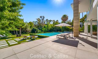 Villa de luxe moderniste à vendre dans un quartier résidentiel exclusif et fermé sur le Golden Mile de Marbella 787652 