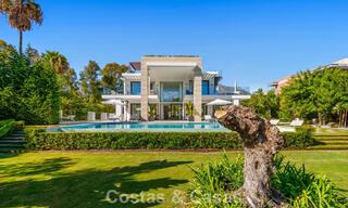 Villa de luxe moderniste à vendre dans un quartier résidentiel exclusif et fermé sur le Golden Mile de Marbella 787656 