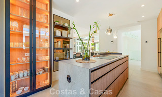 Villa de luxe moderniste à vendre dans un quartier résidentiel exclusif et fermé sur le Golden Mile de Marbella 787669 