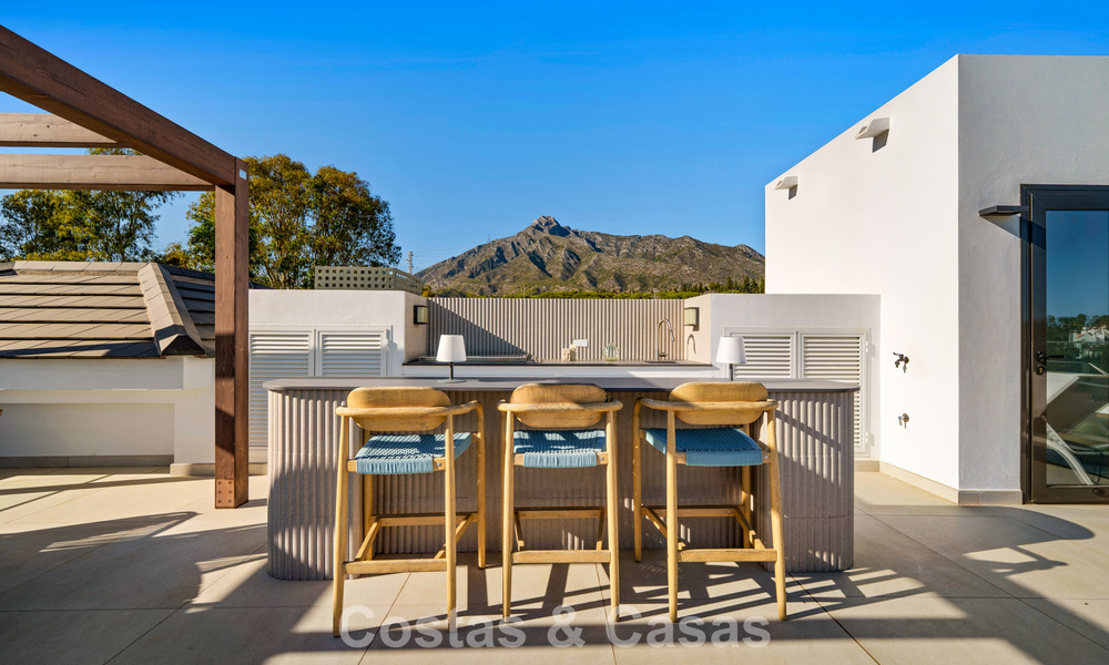 Villa de luxe moderniste à vendre dans un quartier résidentiel exclusif et fermé sur le Golden Mile de Marbella 787671