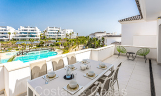 Prêt à emménager, spacieux penthouse avec vue panoramique sur la mer à vendre dans les collines d'Estepona, à proximité du centre 67517 