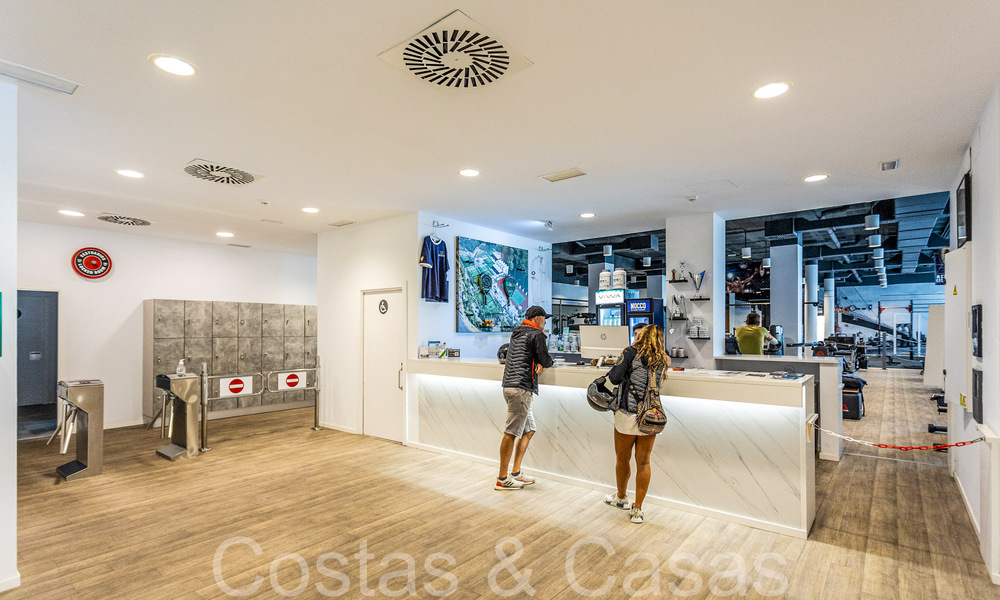 Prêt à emménager, spacieux penthouse avec vue panoramique sur la mer à vendre dans les collines d'Estepona, à proximité du centre 67519